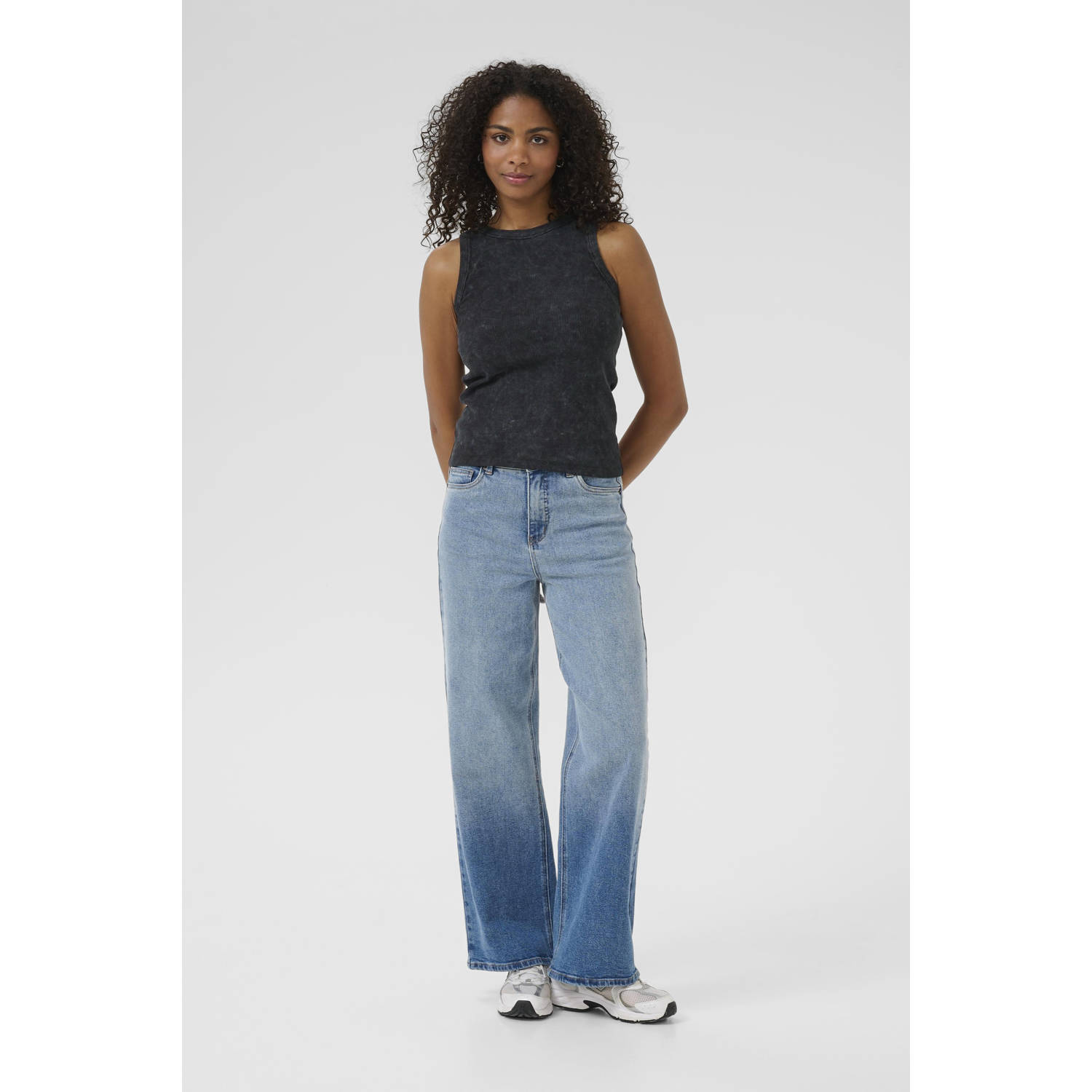 Kaffe X Ellen Hoog singlet zwart rib gebreid
