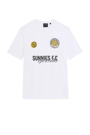 T-shirt wit