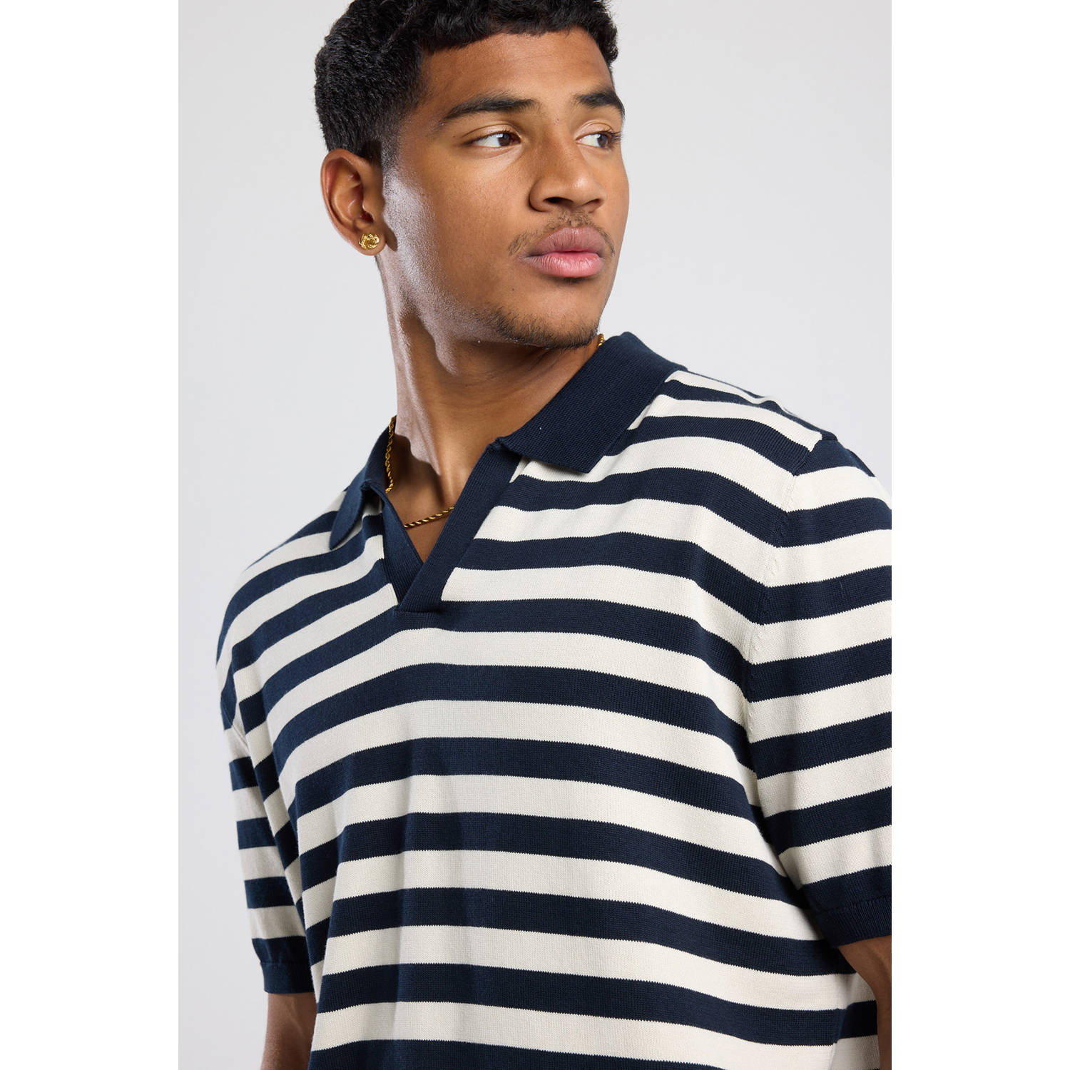 America Today regular polo wit