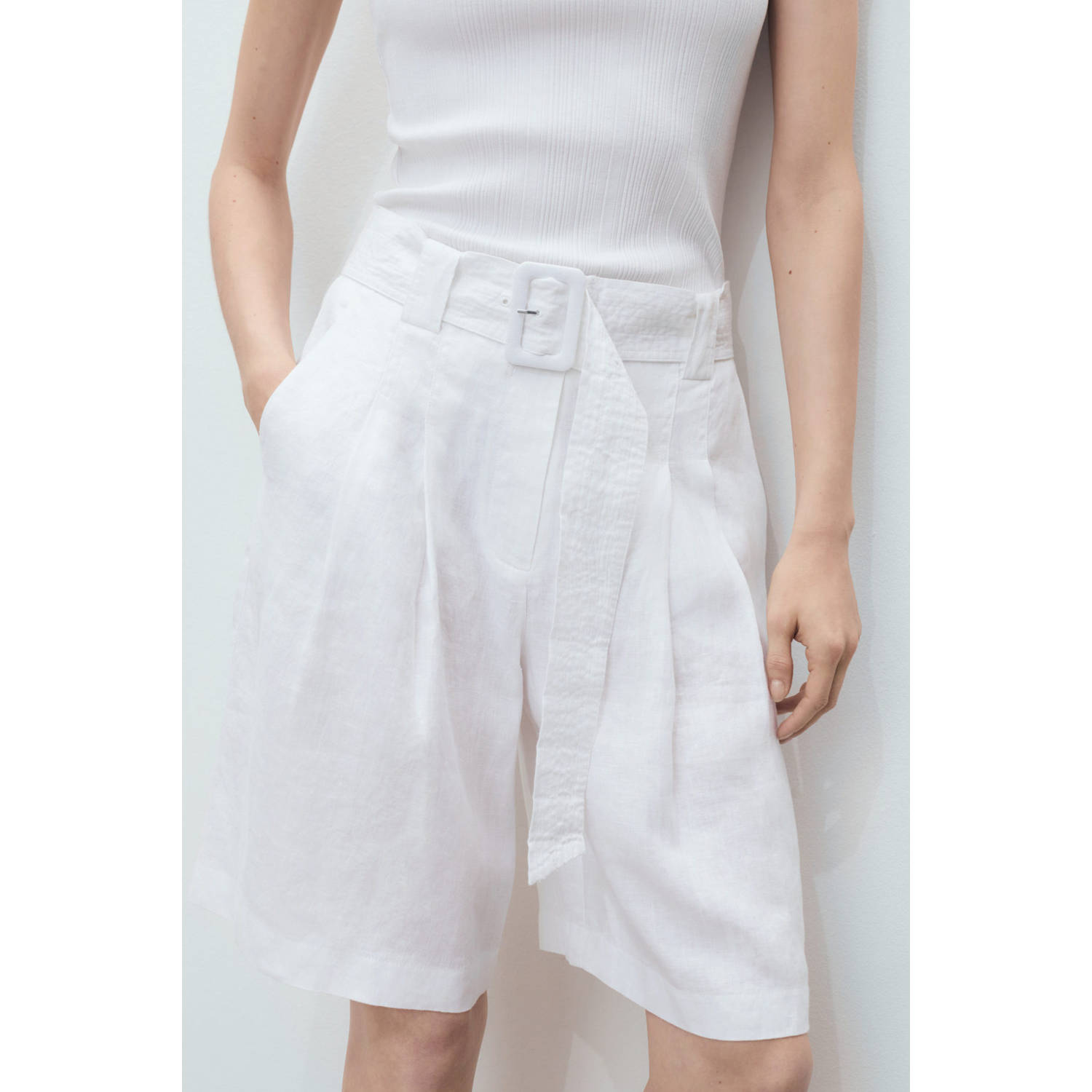 Mango linnen straight regular waist casual short wit