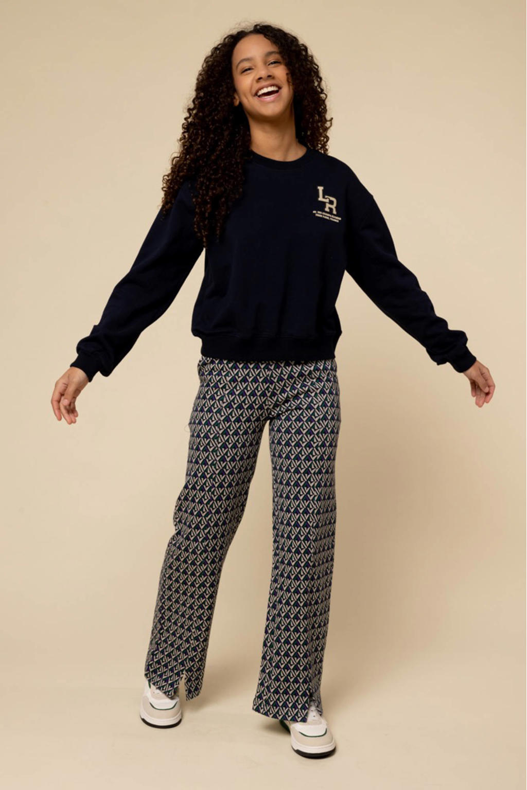 Blauwe meisjes LOOXS 10sixteen sweater van stretchkatoen met backprint, lange mouwen en ronde hals