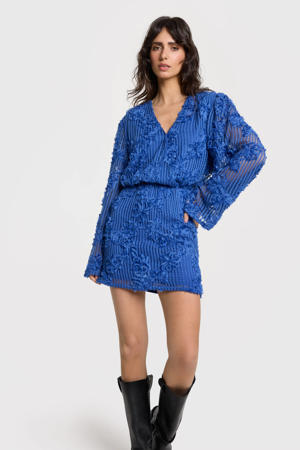 korte jurk gehaakt blauw