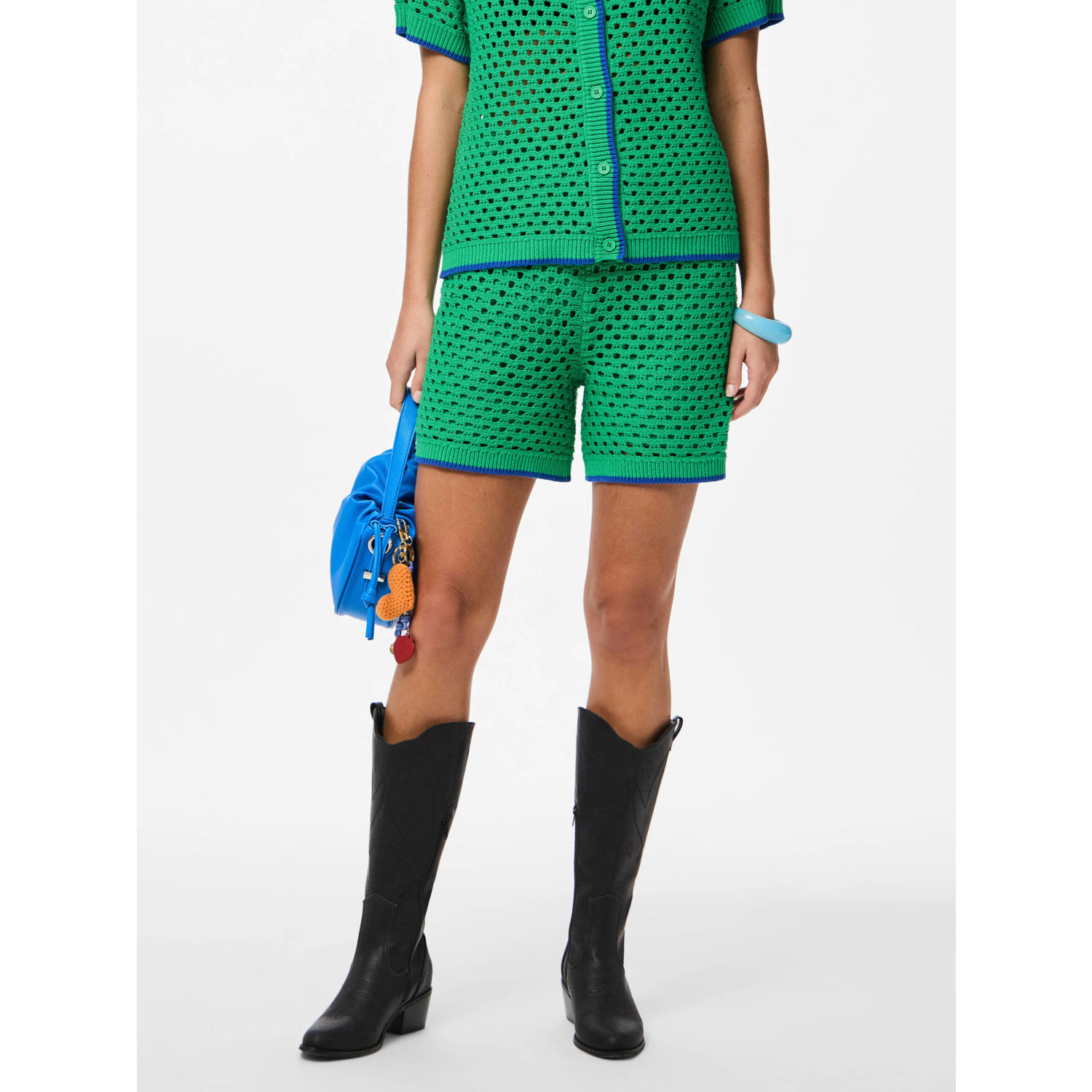 PIECES Tessa van Montfoort x Wehkamp straight high waist casual short groen crochet