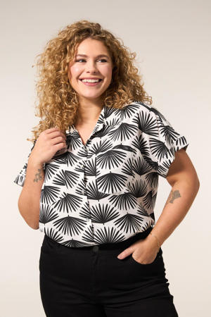 blouse wit