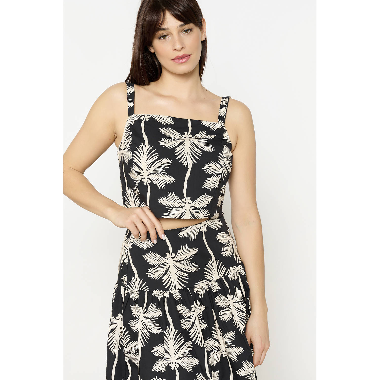 LOLALIZA Romy Monteiro x Wehkamp cropped top zwart