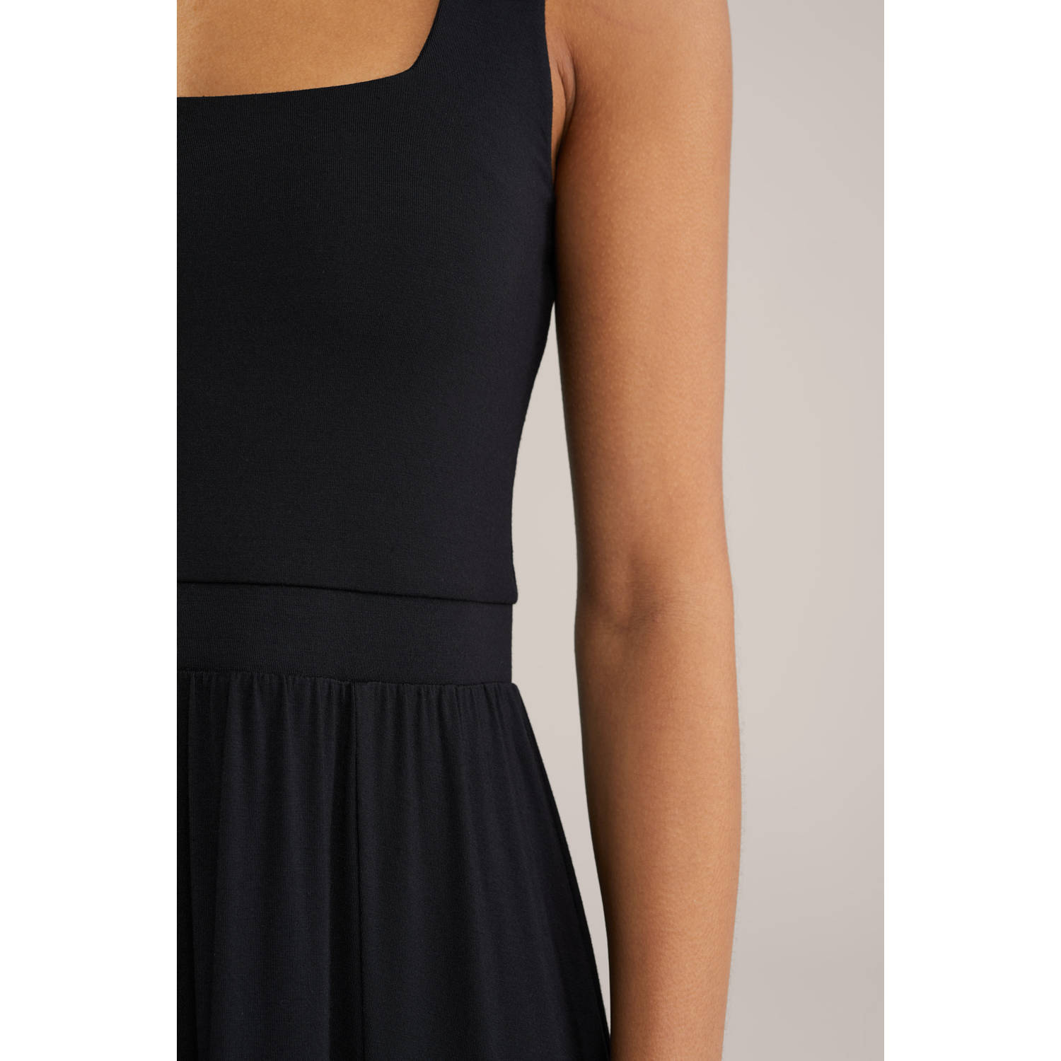 WE Fashion midi jurk zwart