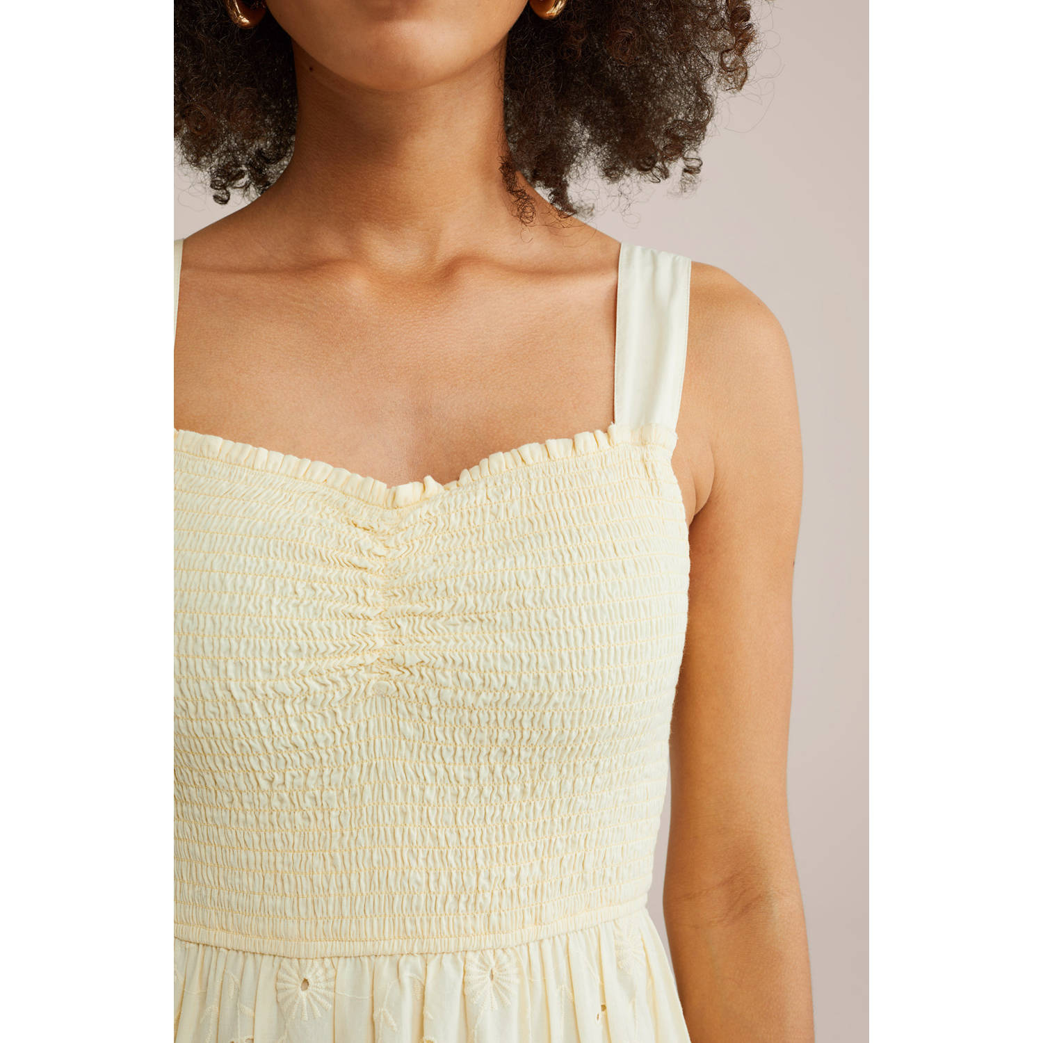 WE Fashion zomerjurk broderie lichtgeel