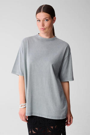 T-shirt grijs