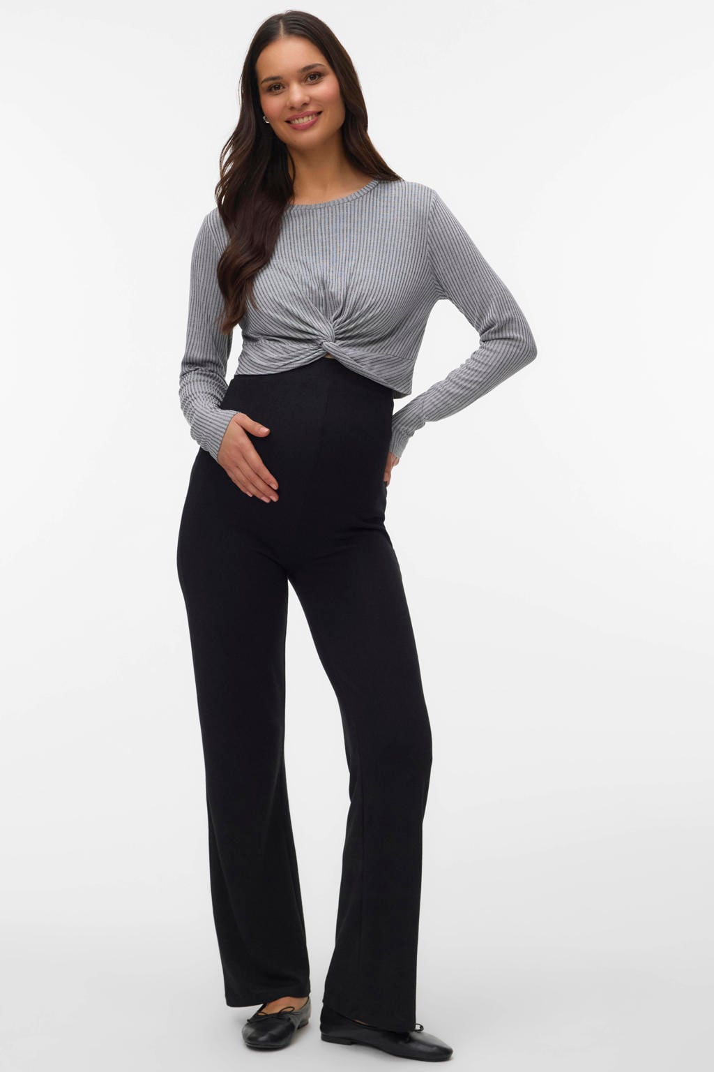 Zwarte dames VERO MODA MATERNITY regular high waist zwangerschaps casual broek van polyester met elastische tailleband en effen