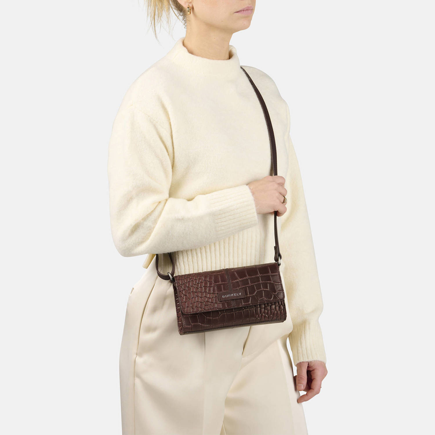BURKELY leren crossbody tas Cool Colbie donkerbruin
