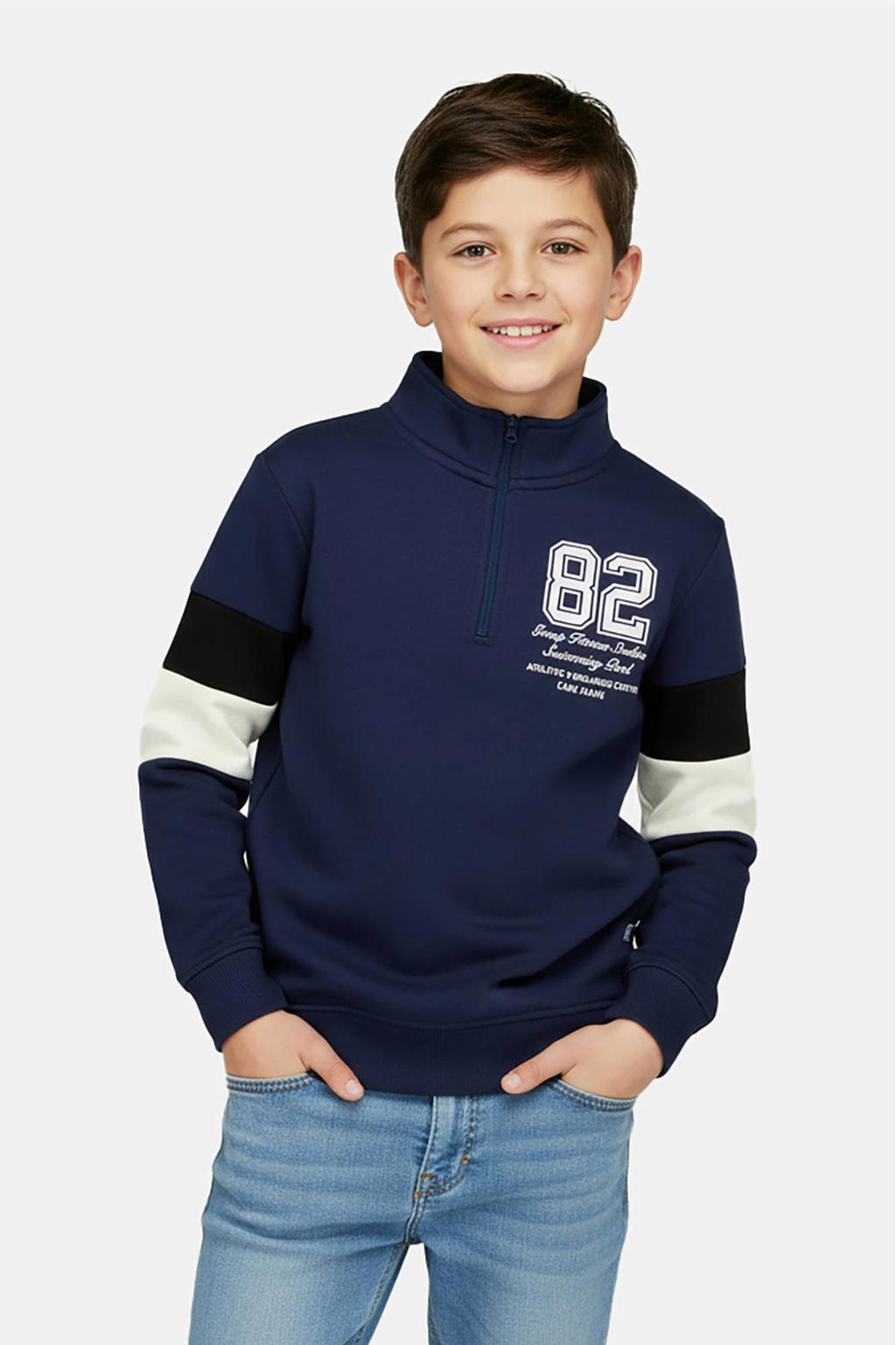 Donkerblauw en witte jongens Cars sweater met backprint, lange mouwen, opstaande kraag en halve rits