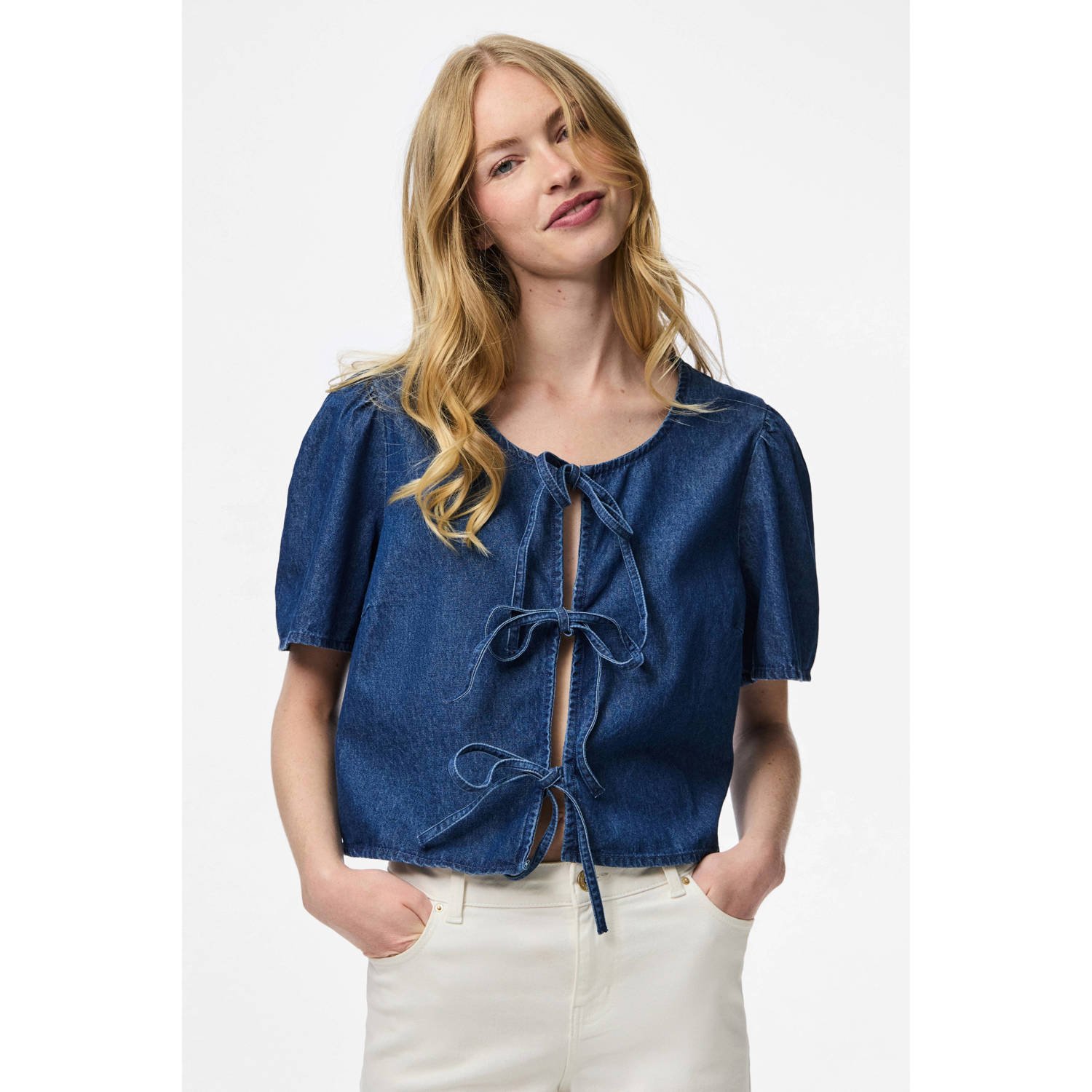 Pieces Relaxed fit blouseshirt van puur katoen model 'TENIM'