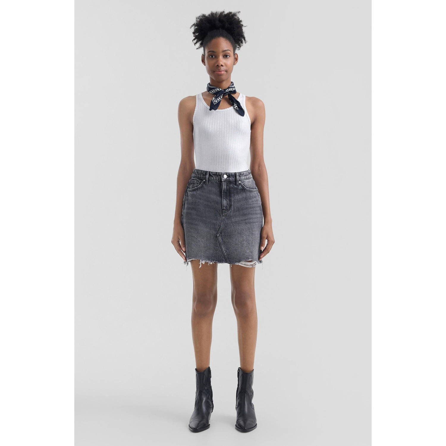 Q S by s.Oliver mouwloze top wit rib gebreid