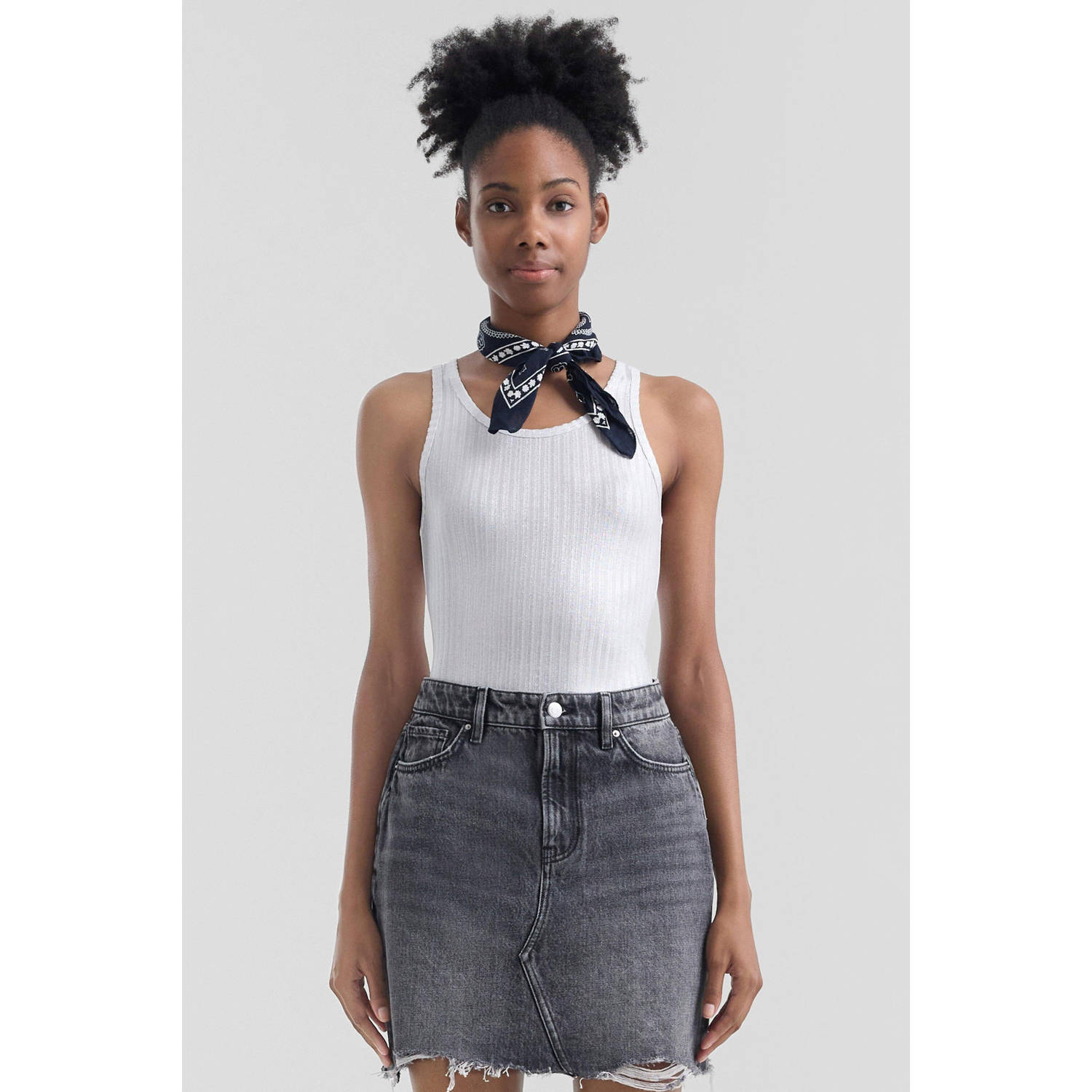Q S by s.Oliver mouwloze top wit rib gebreid