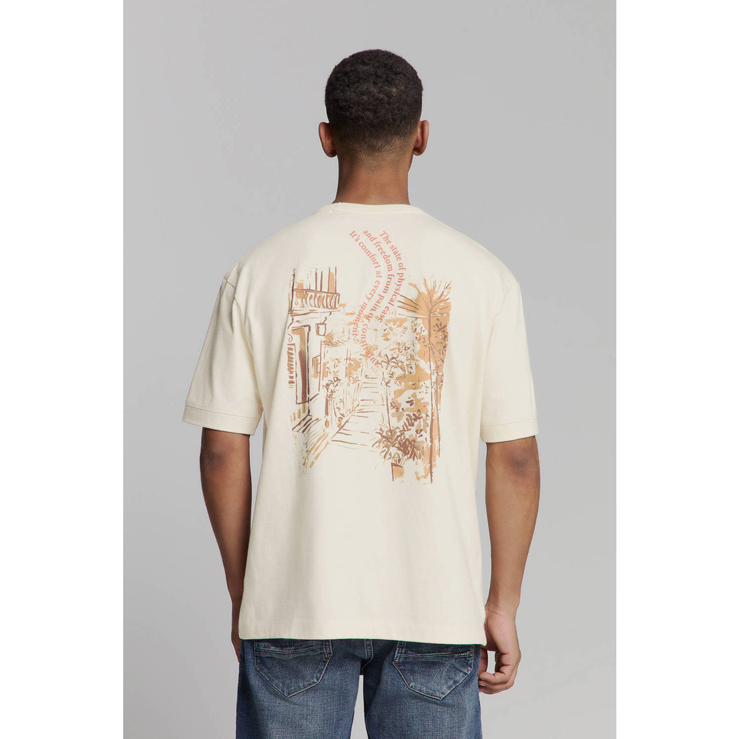 No Excess T-shirt wit