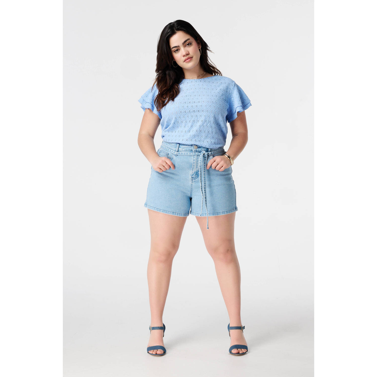 MS Mode top lichtblauw broderie