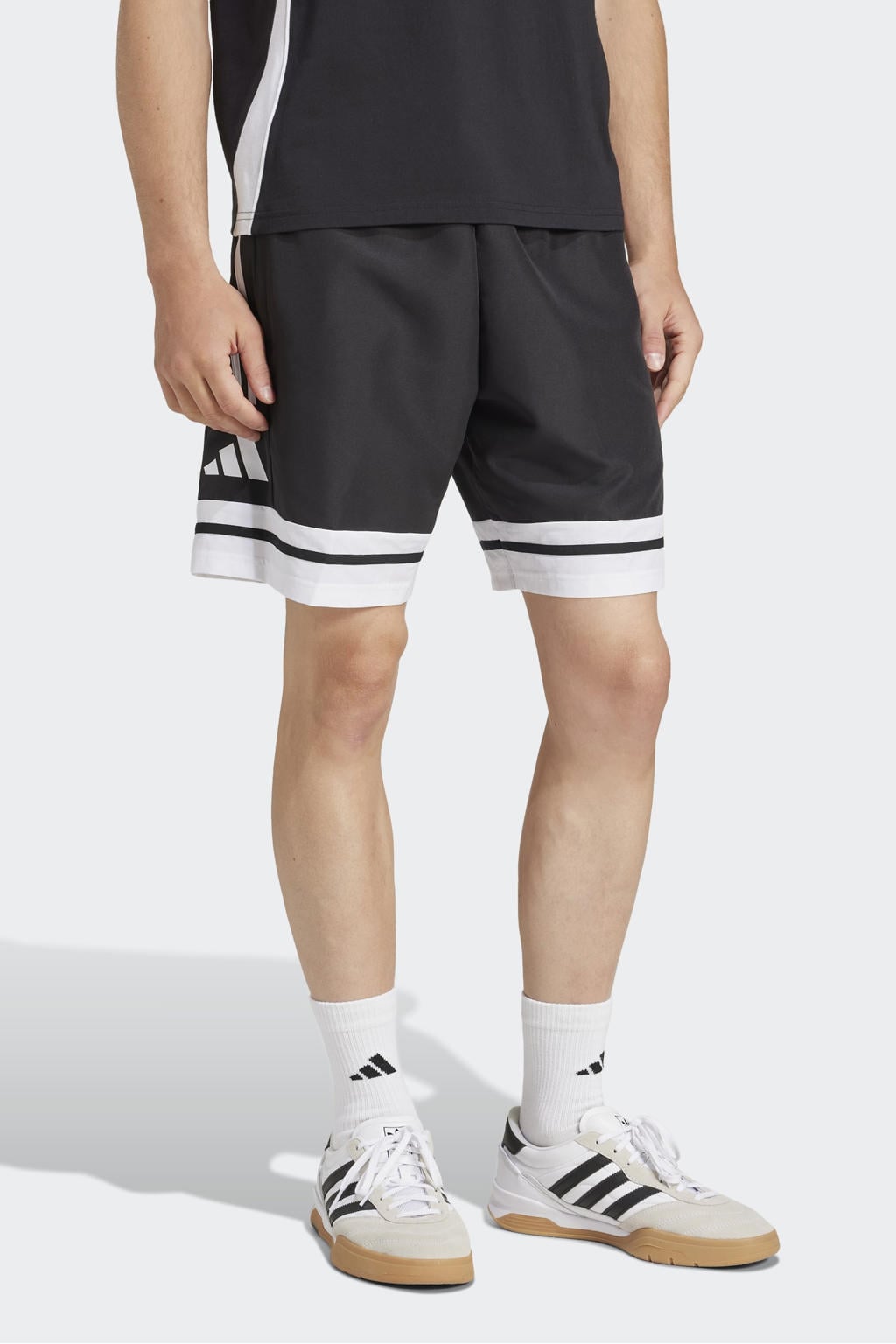 Zwart en witte heren adidas Performance Senior voetbalshort Squadra 25 van polyester met elastische tailleband met koord