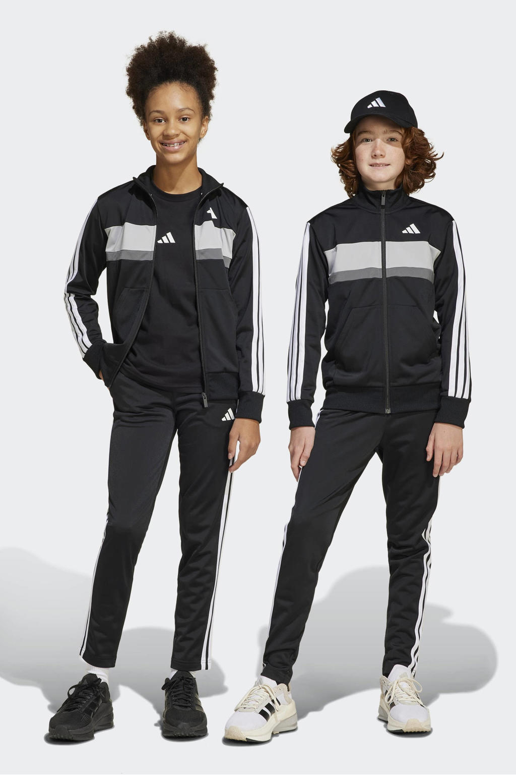 adidas Sportswear Junior trainingspak zwart/wit