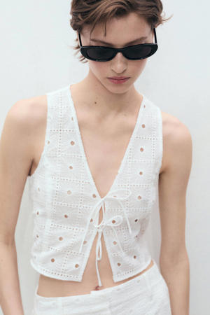 gilet wit crochet