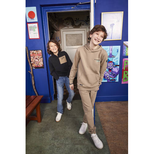 Indian Blue Jeans hoodie met backprint groen afbeelding