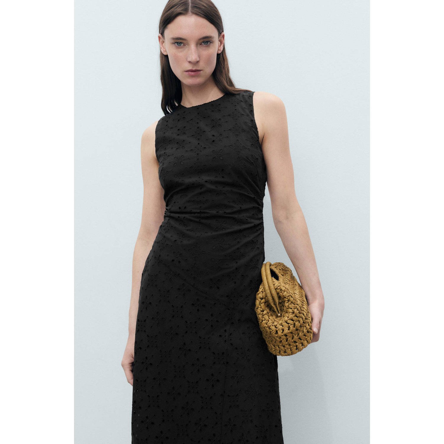 Mango midi jurk broderie zwart