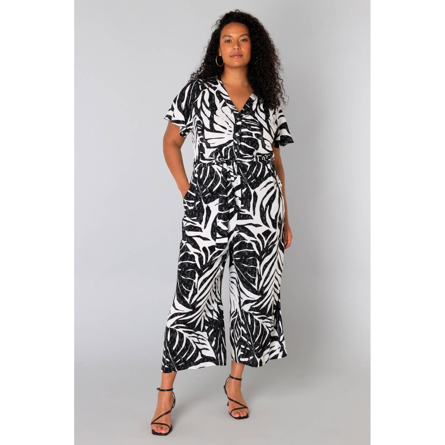 Yesta jumpsuit zwart