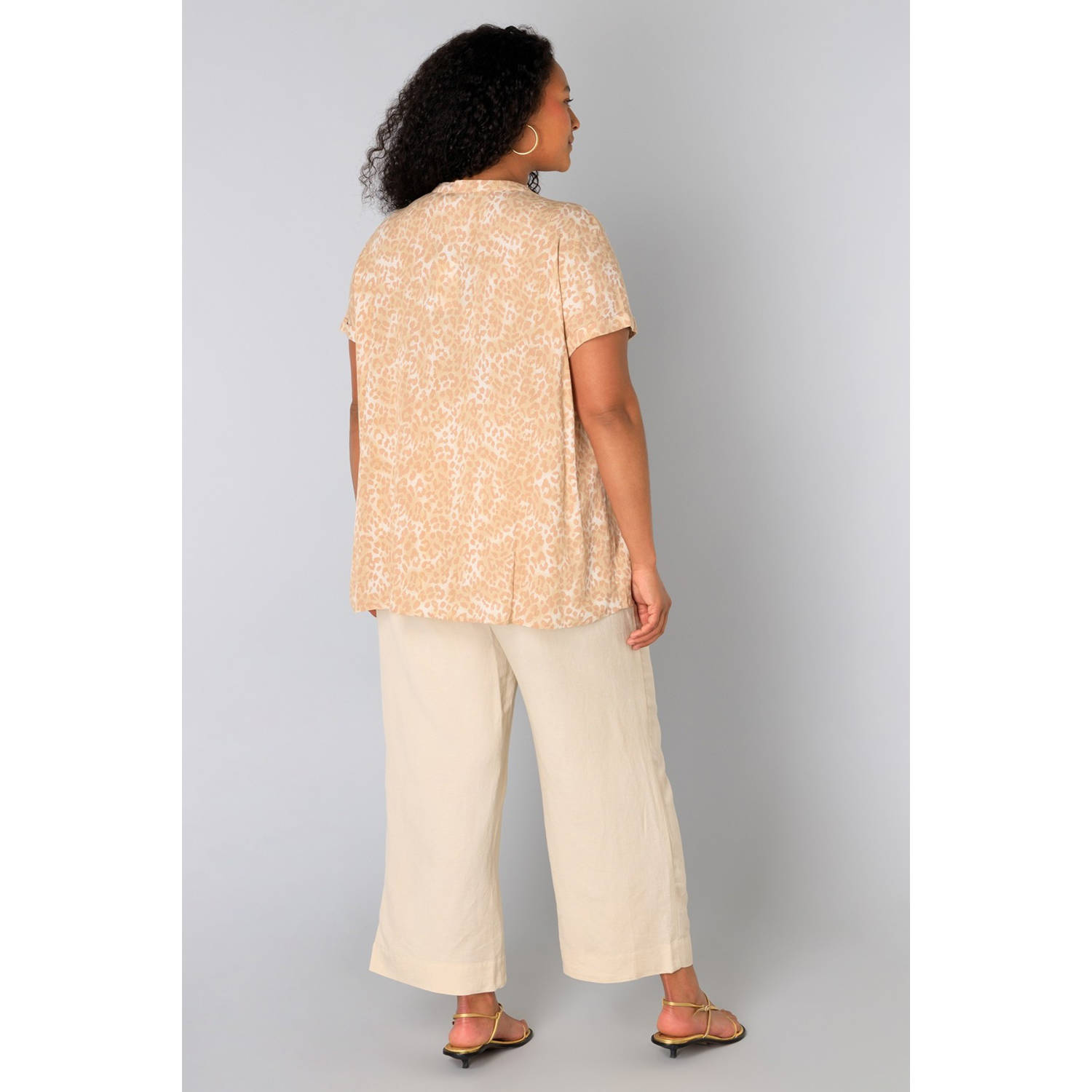 Yesta blousetop zand met lurex