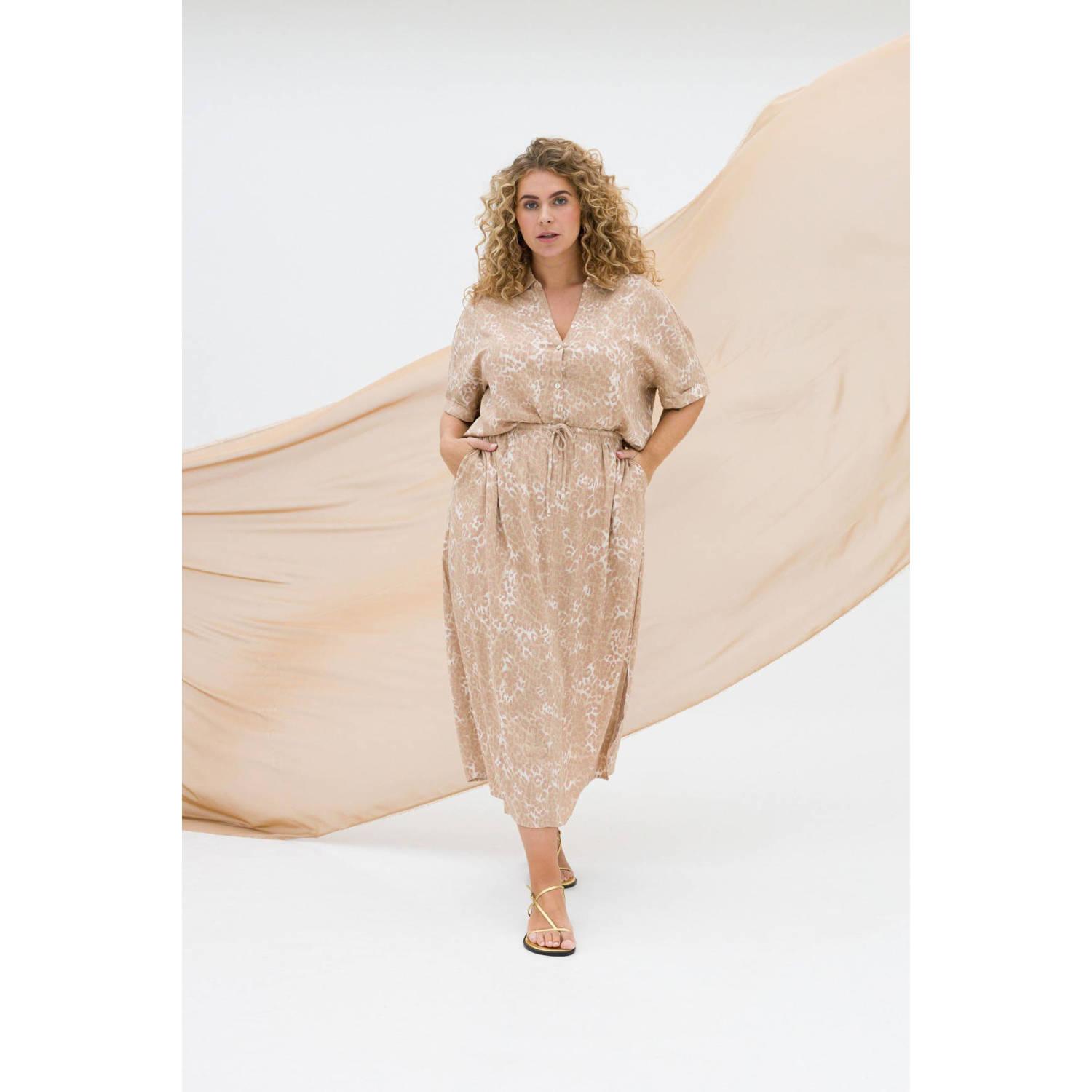 Yesta blousetop zand met lurex