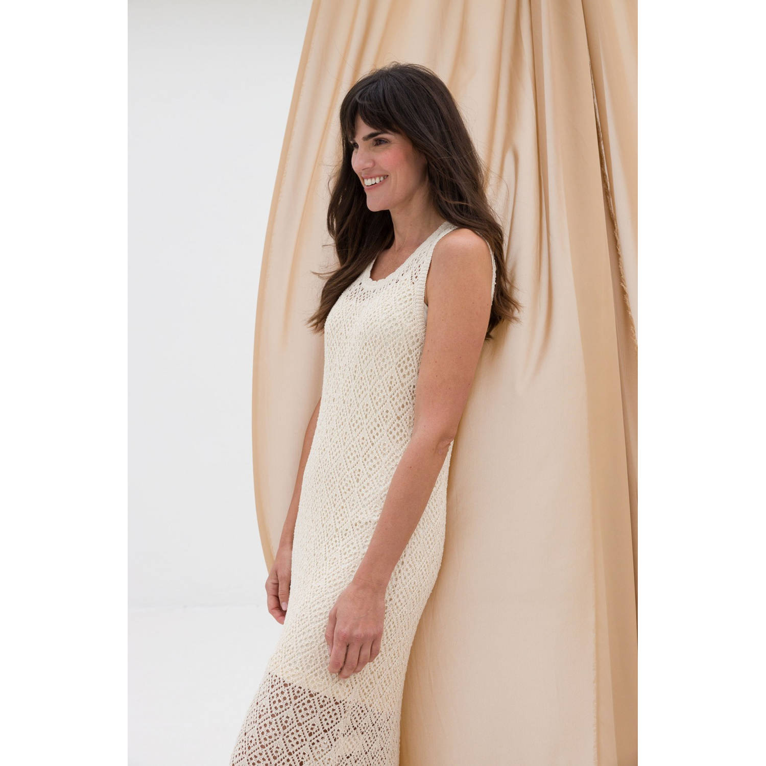 Yest midi jurk crochet beige