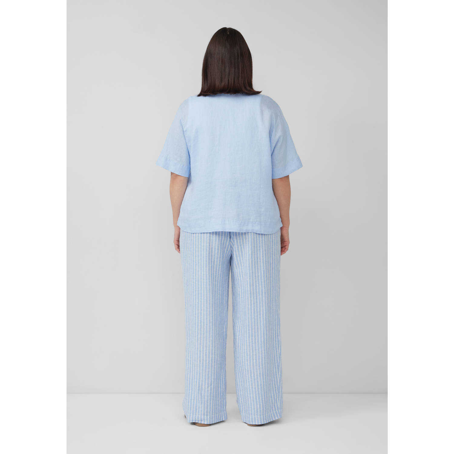 s.Oliver Curve linnen blouse lichtblauw