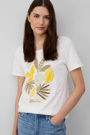 T-shirt wit