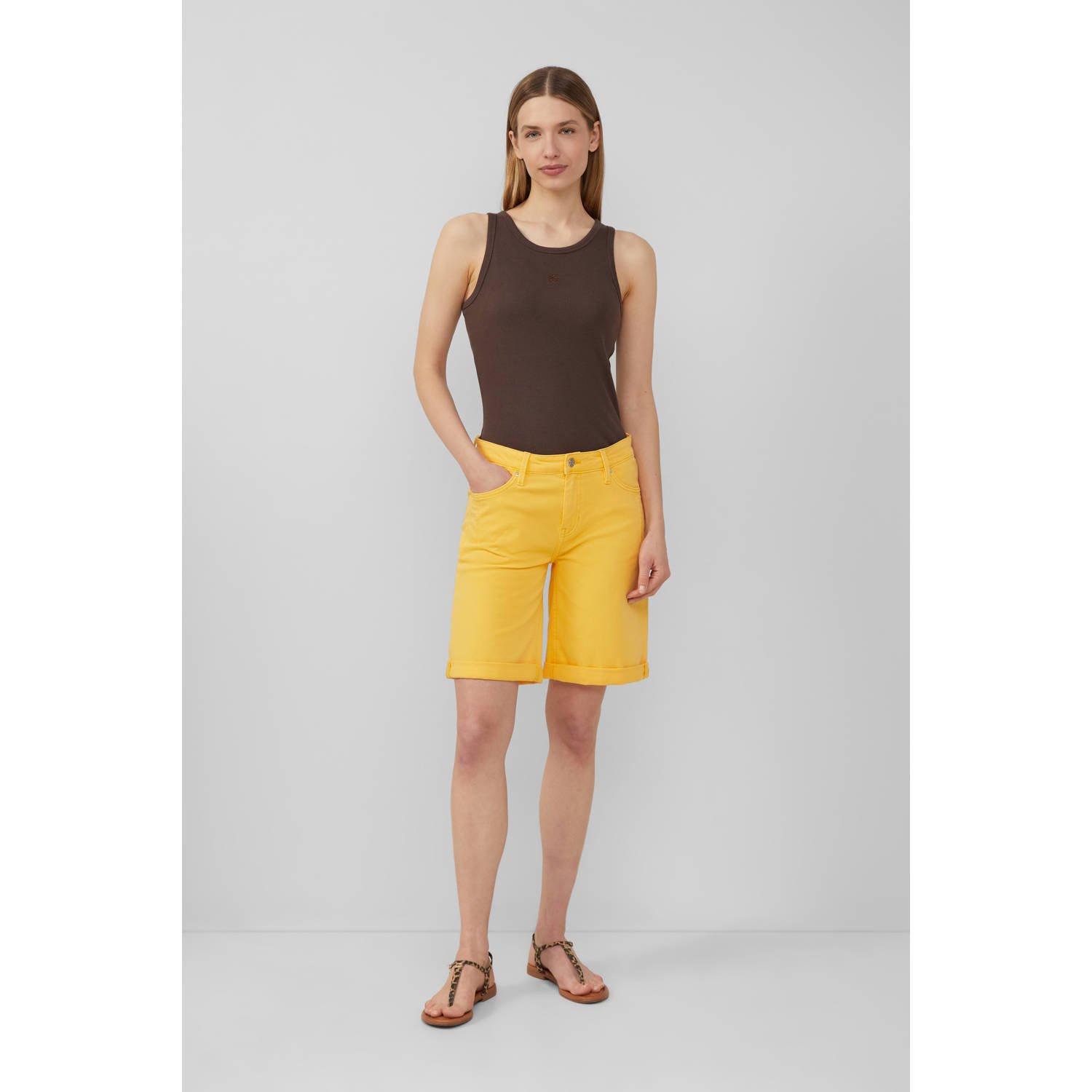 S.Oliver denim regular waist short geel