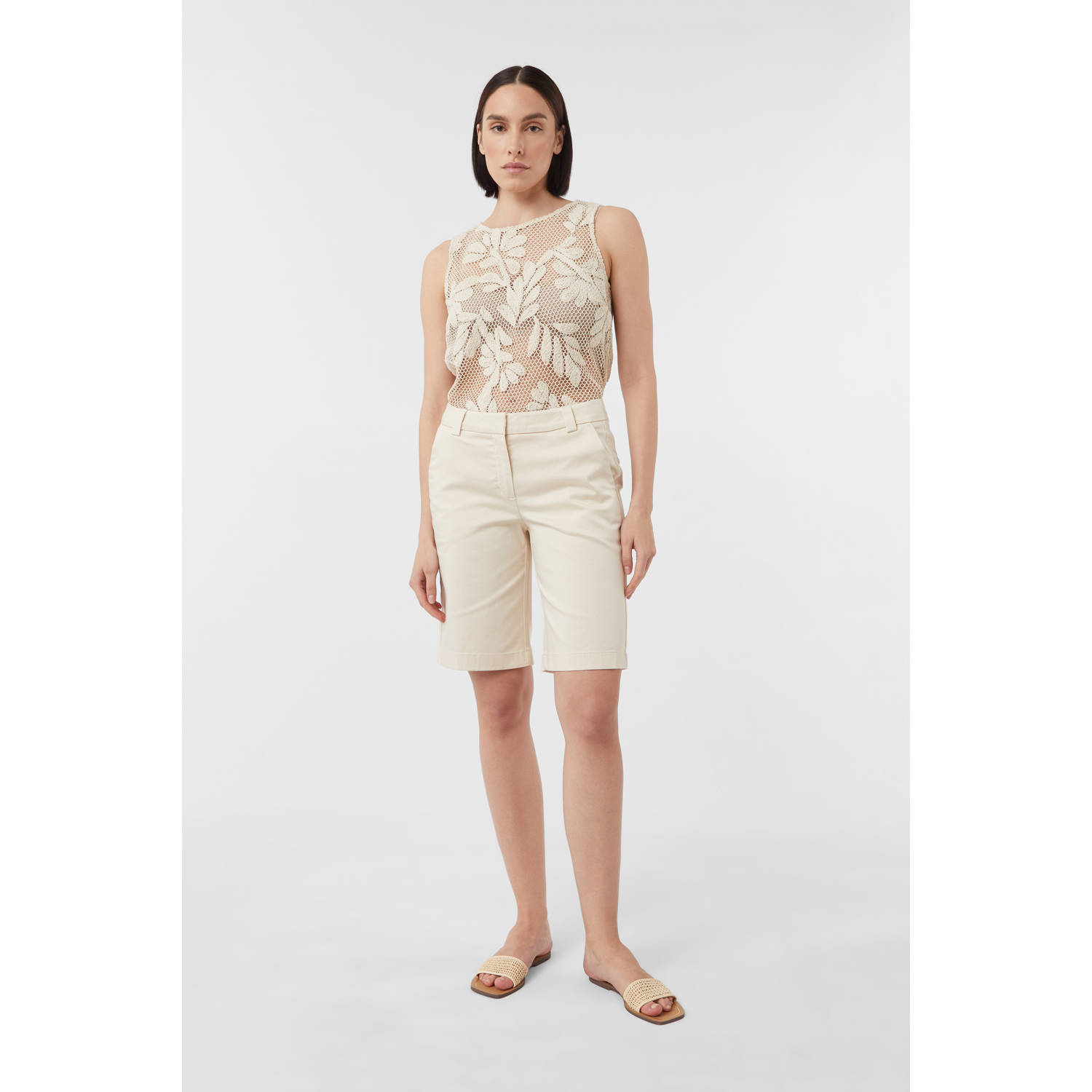 comma straight regular waist bermuda short ecru