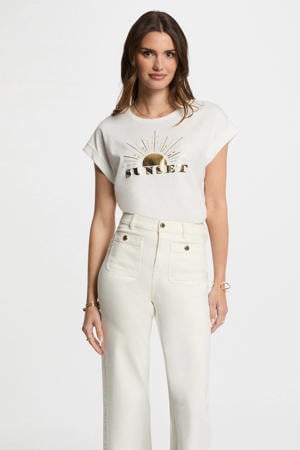 T-shirt wit