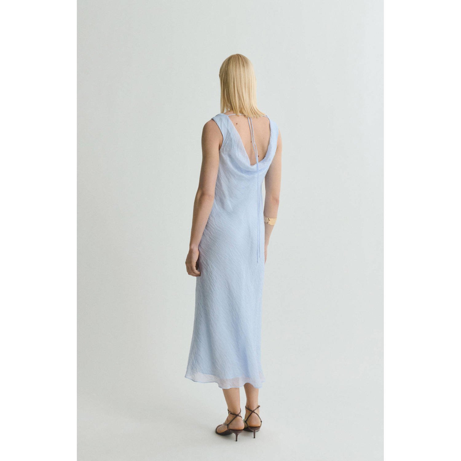 Mango midi jurk lichtblauw