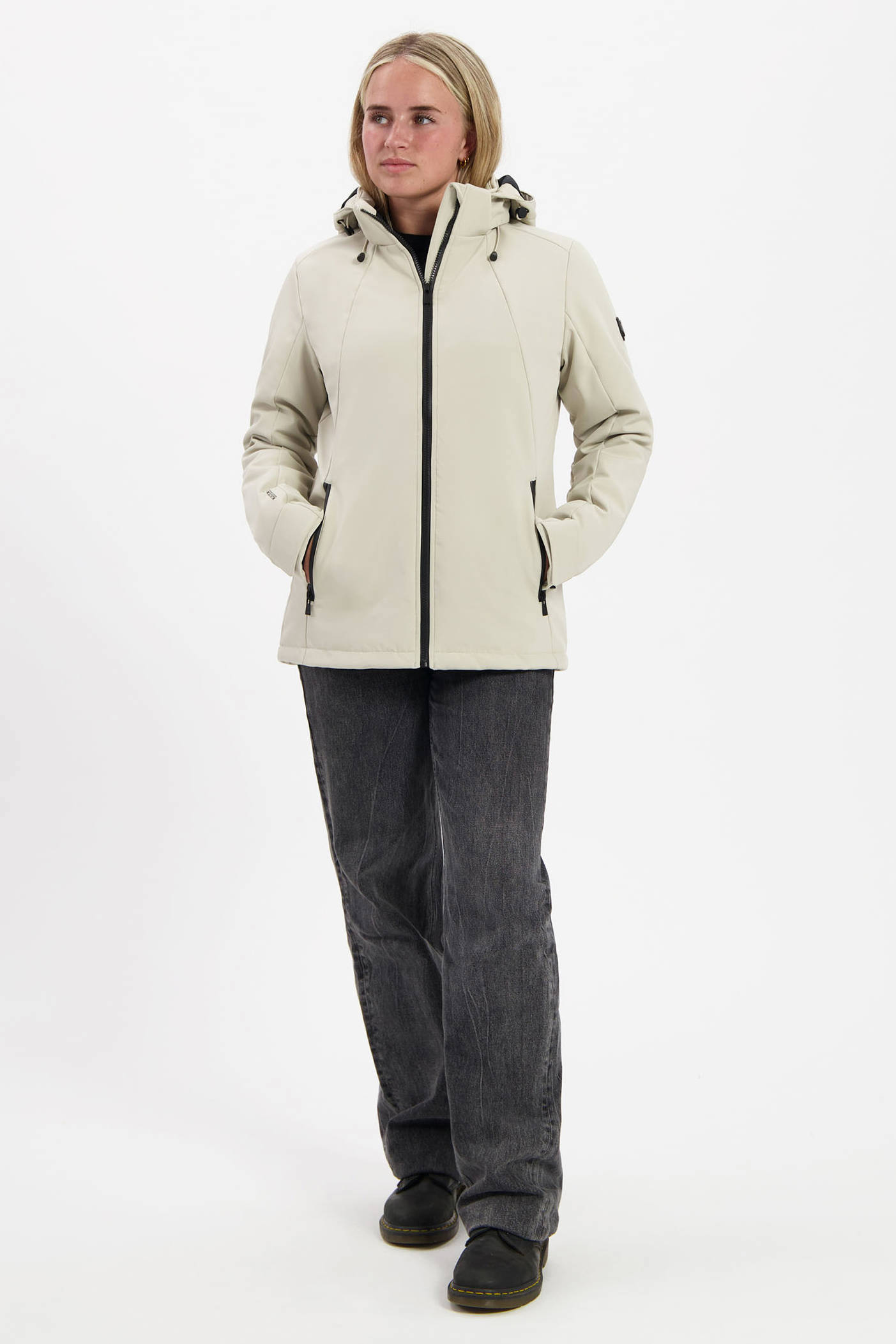 Kjelvik softshell jas Karlijn zand | wehkamp