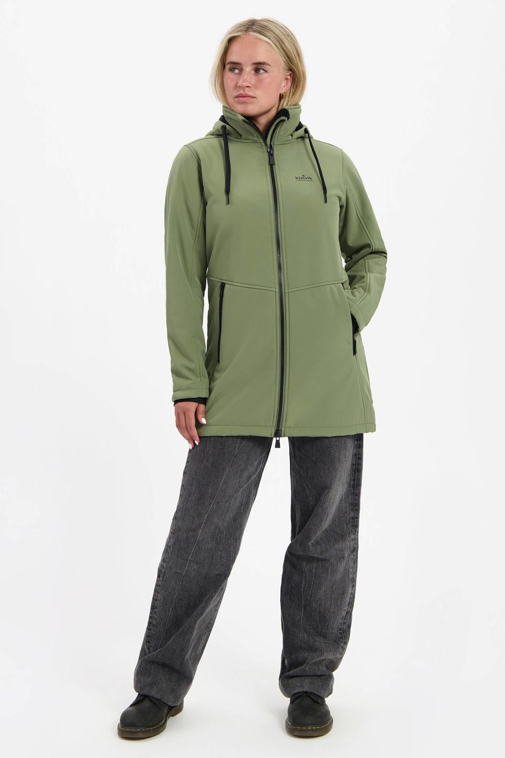 Groene dames Kjelvik softshell jas Maren van polyester met effen, lange mouwen, capuchon en 2-way rits