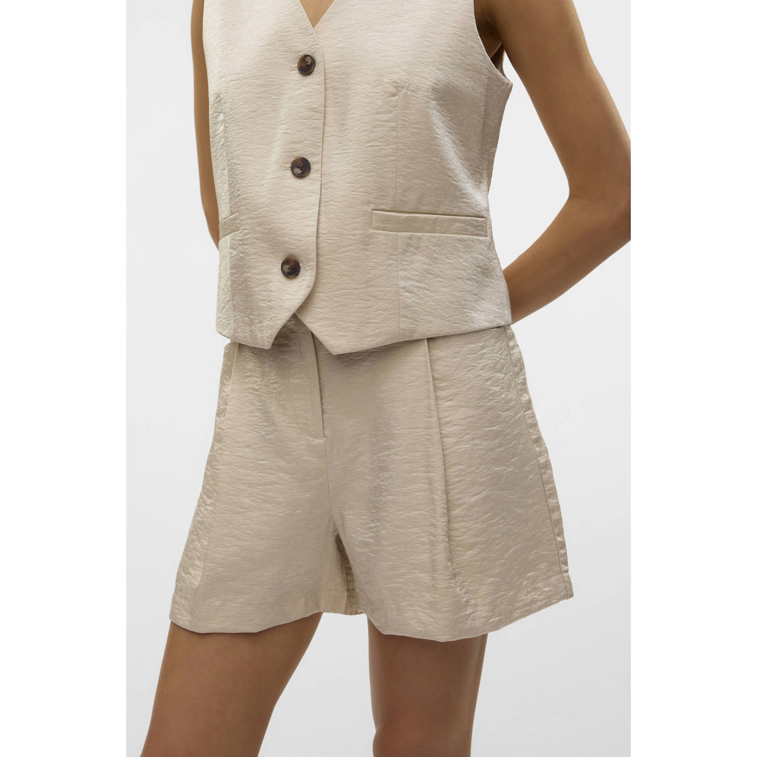VERO MODA regular waist casual short ecru