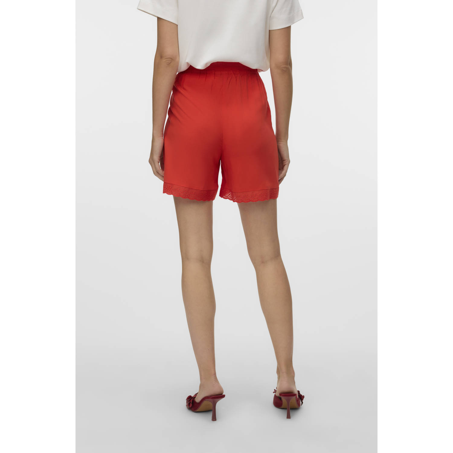 VERO MODA rechtvallend regular waist casual short rood