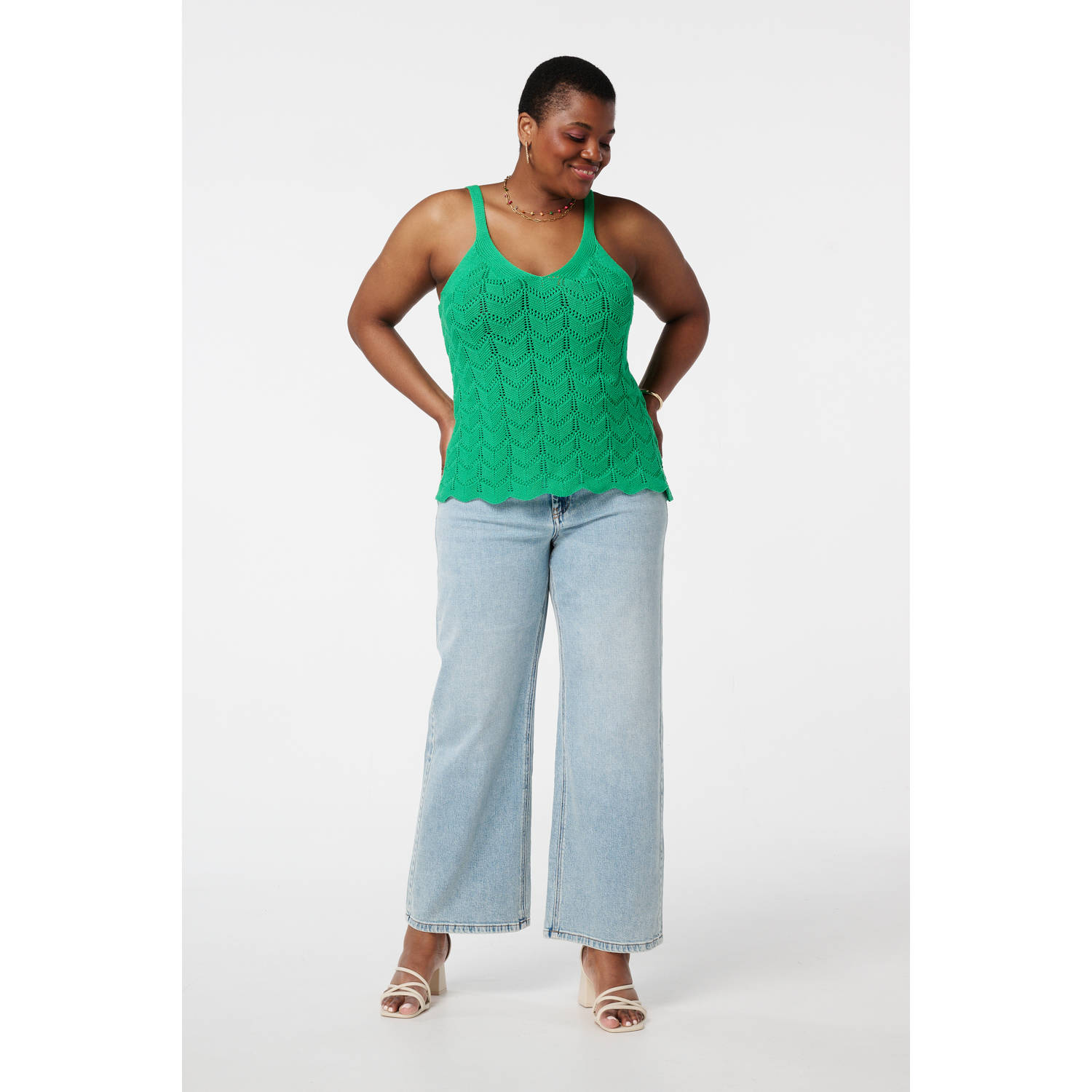 MS Mode mouwloze top groen crochet