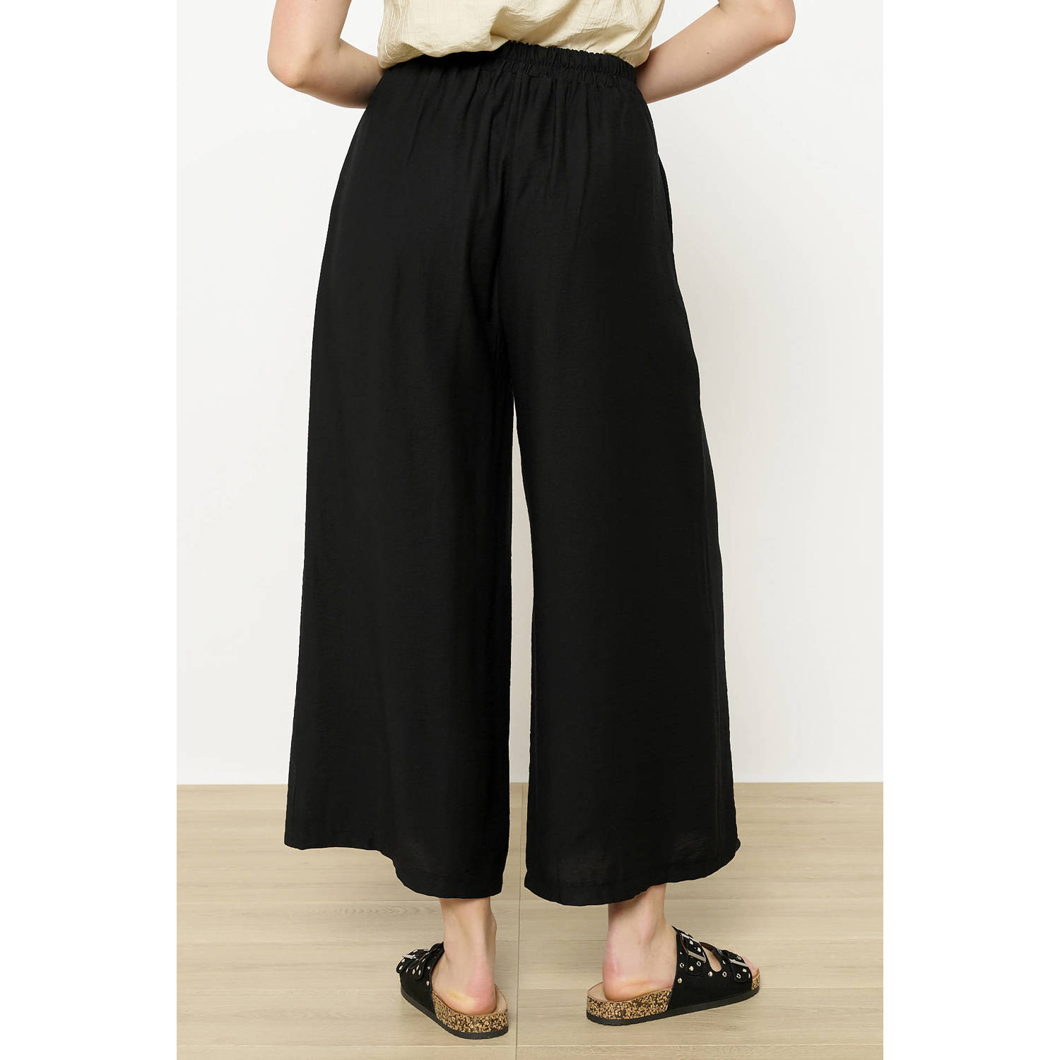LOLALIZA wide leg regular waist culotte zwart