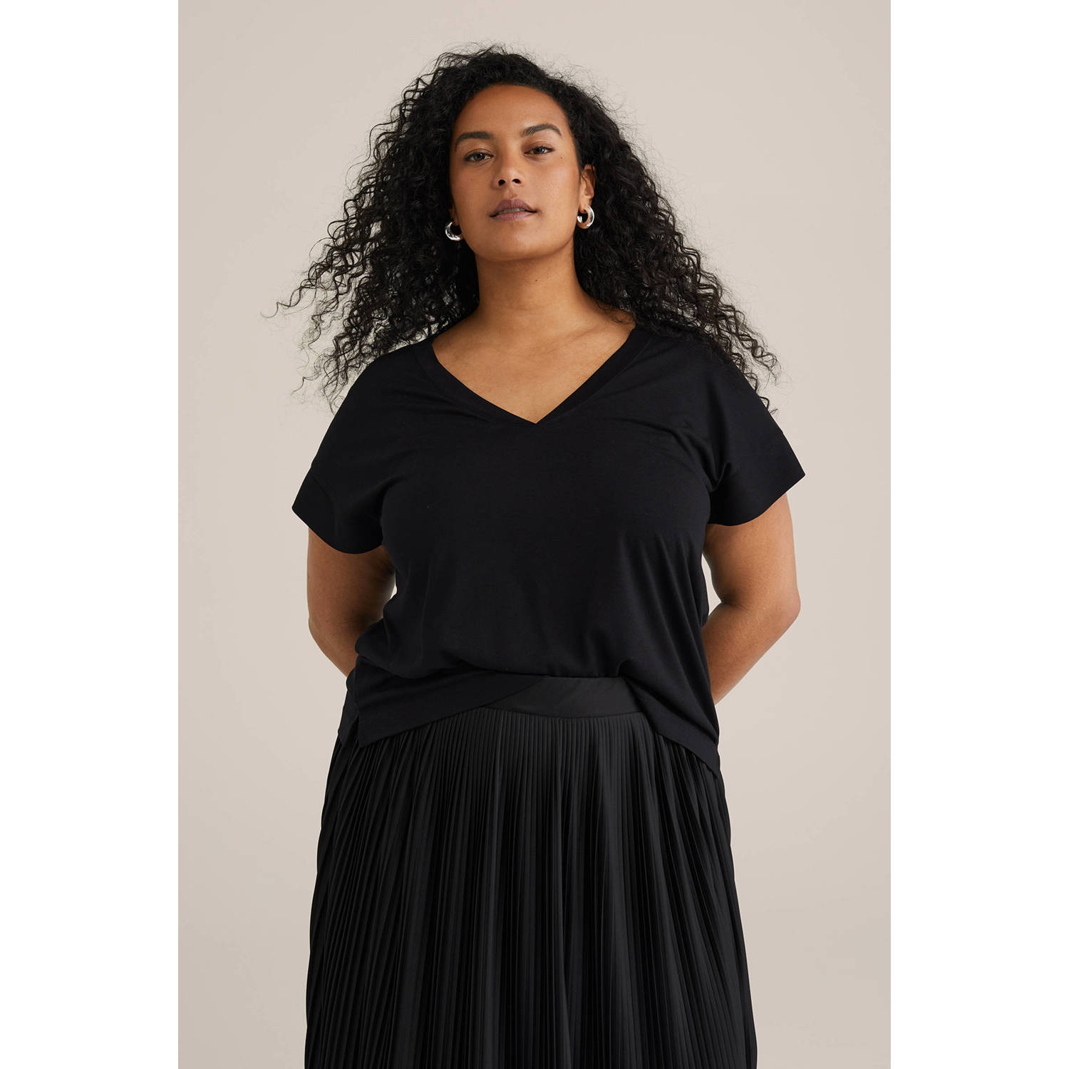 WE Fashion Curve T-shirt zwart