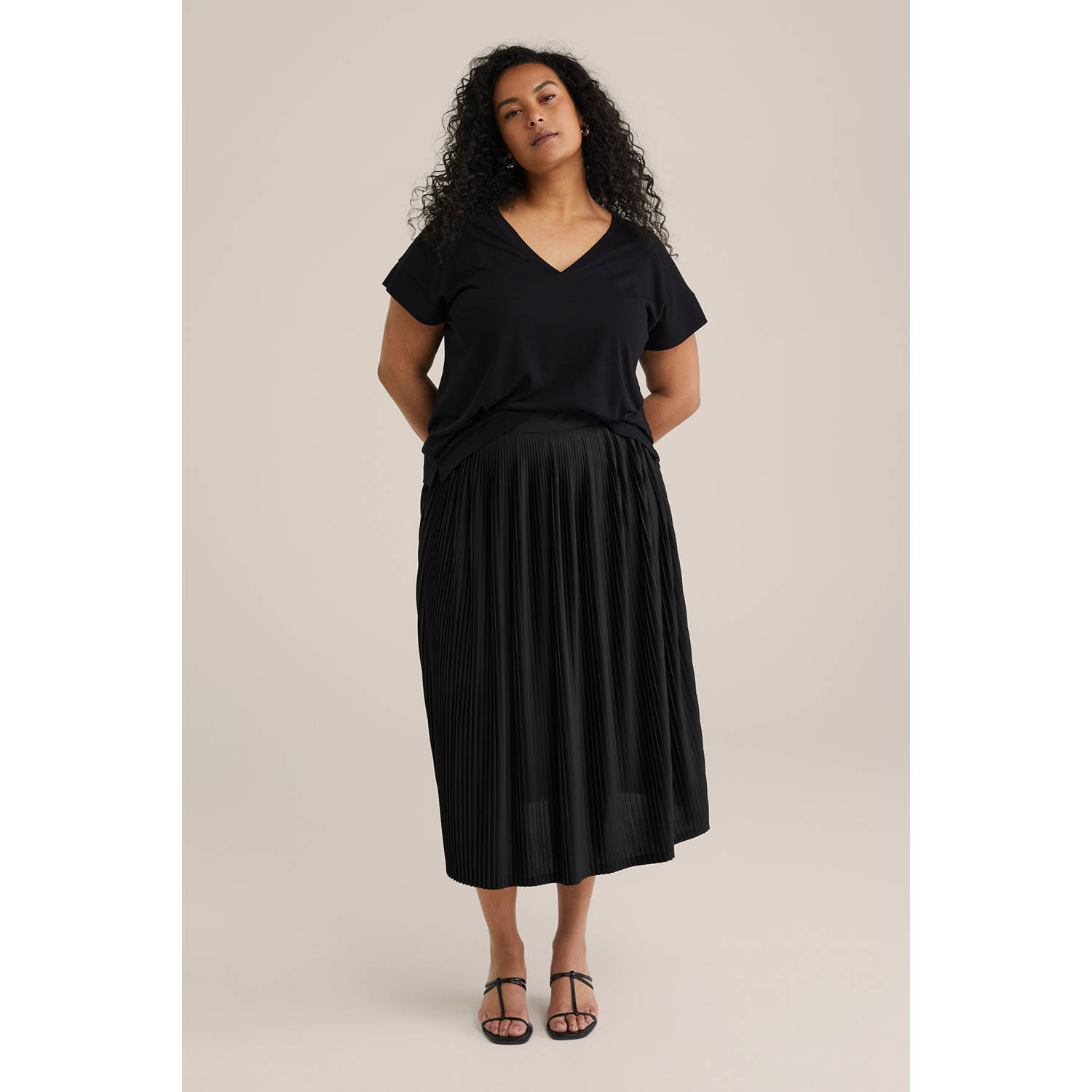 WE Fashion Curve T-shirt zwart