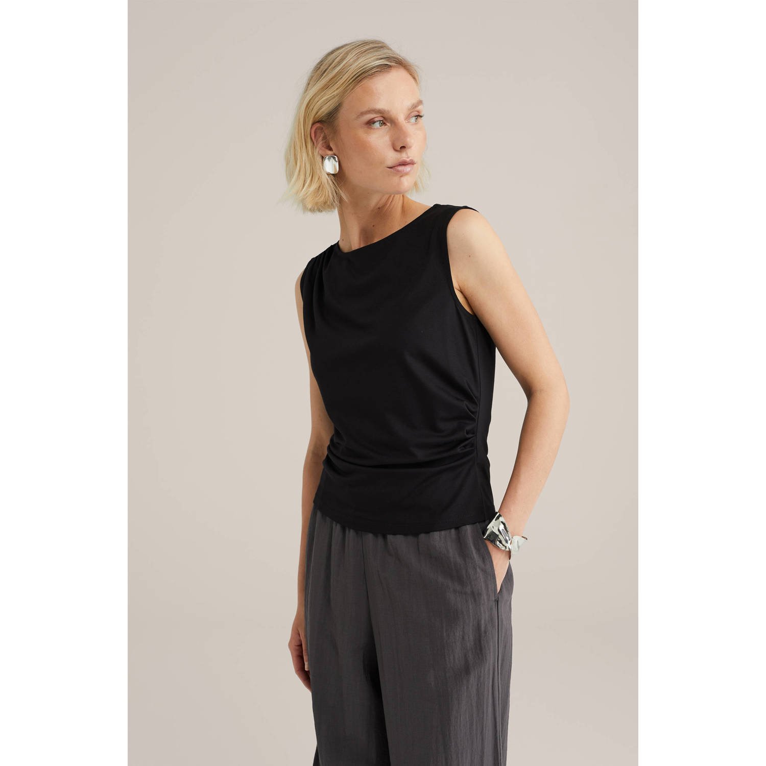 WE Fashion mouwloze top zwart