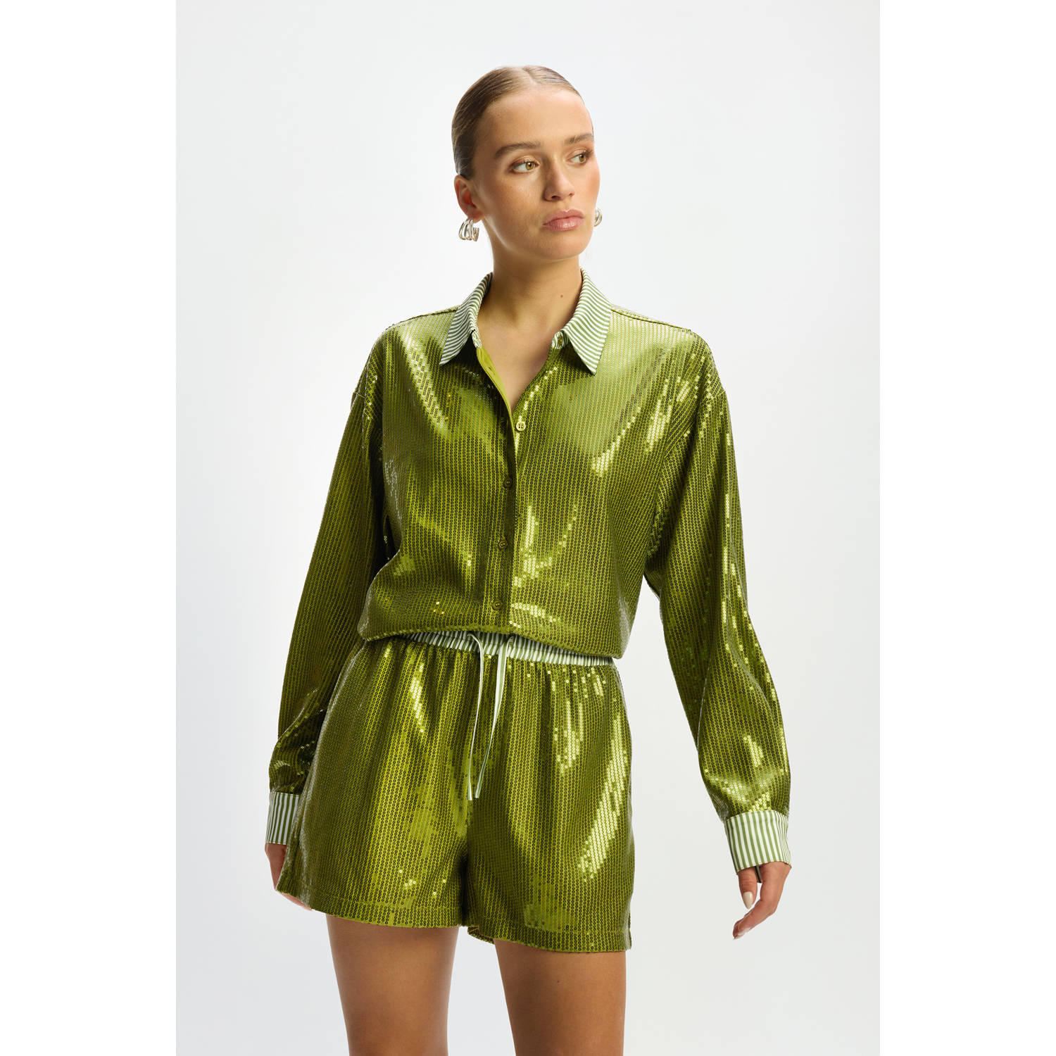 Refined Department wide leg regular waist casual short groen met pailletten