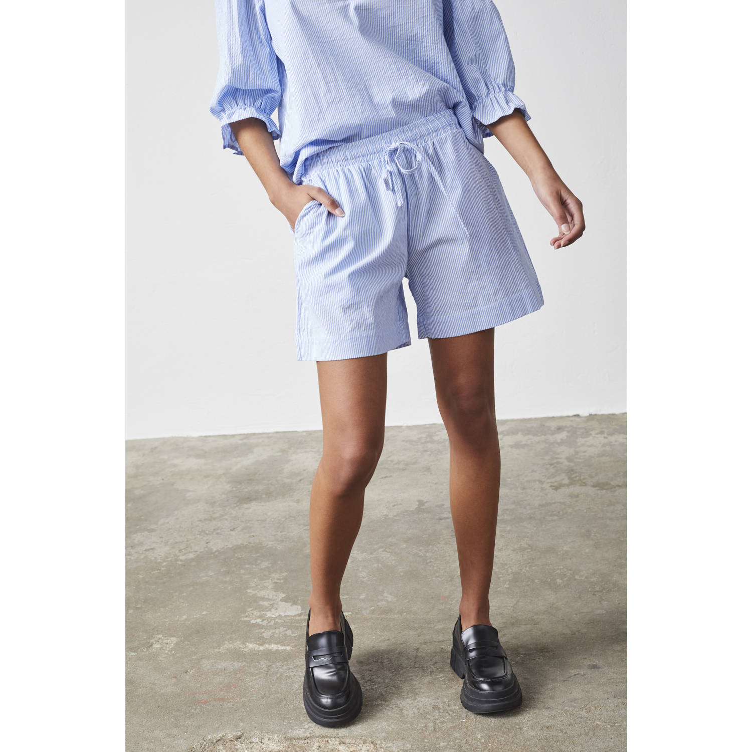 SisterS Point wide leg regular waist casual short lichtblauw