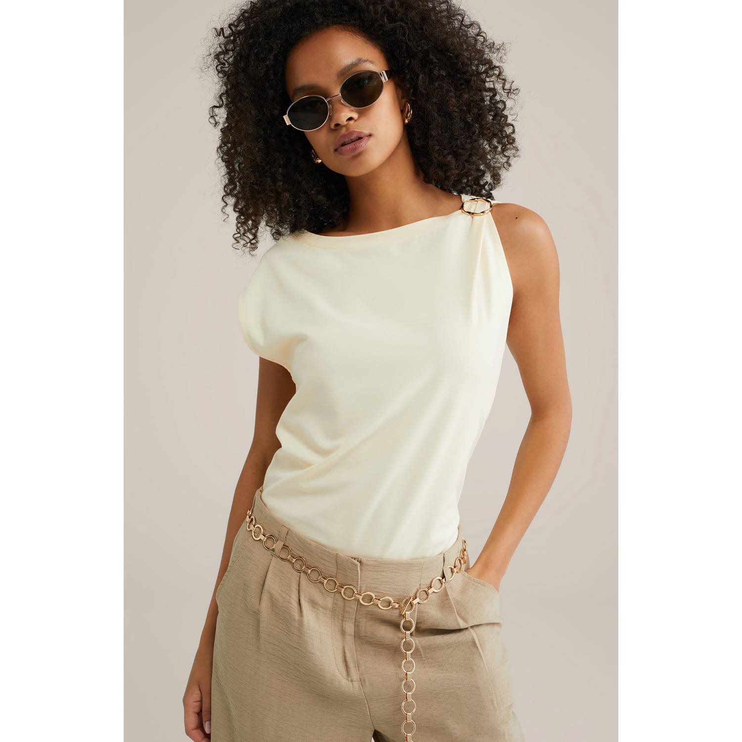 WE Fashion top lichtgeel