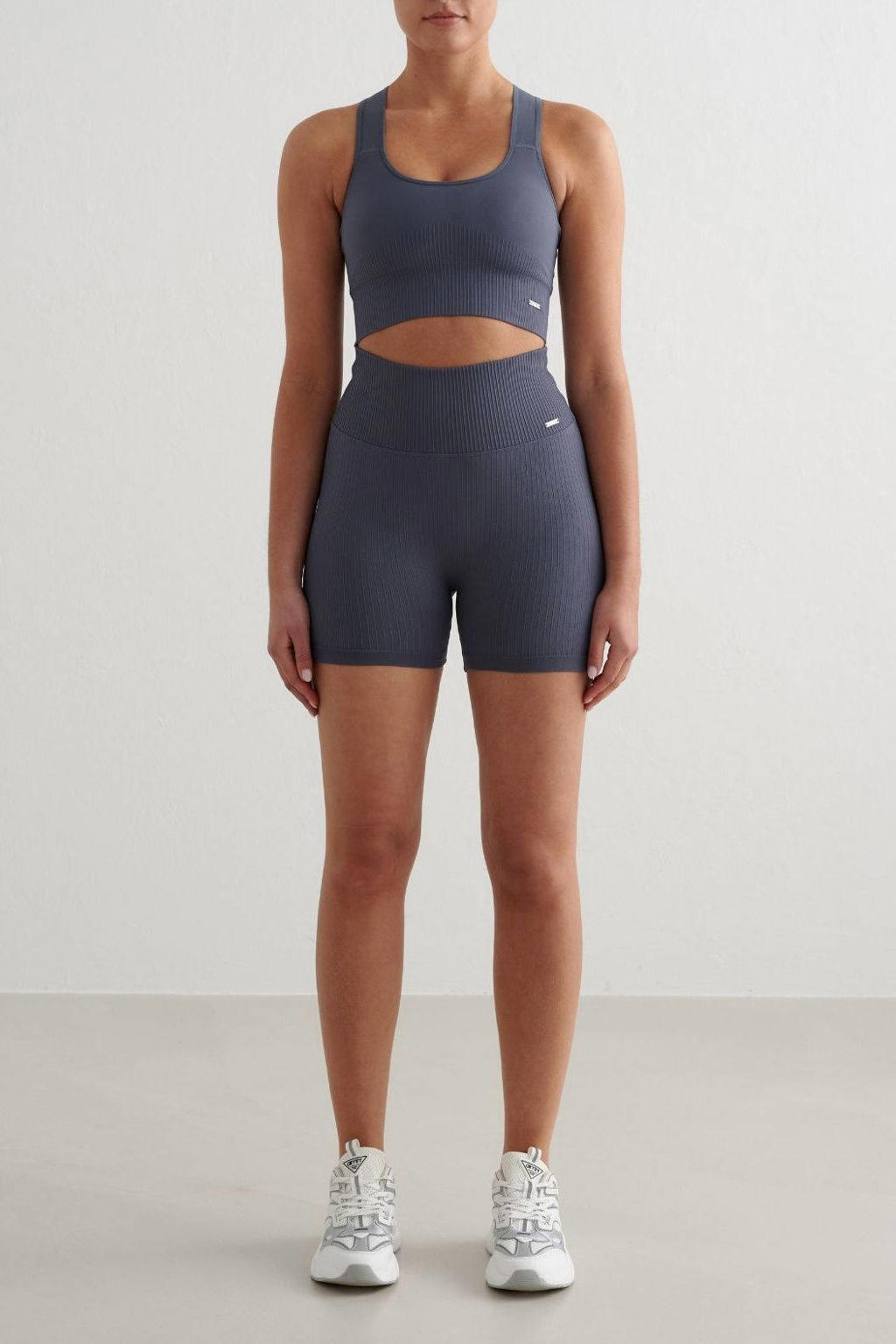 Grijsblauwe dames Aim'n sportshort blauw van nylon met slim fit en regular waist