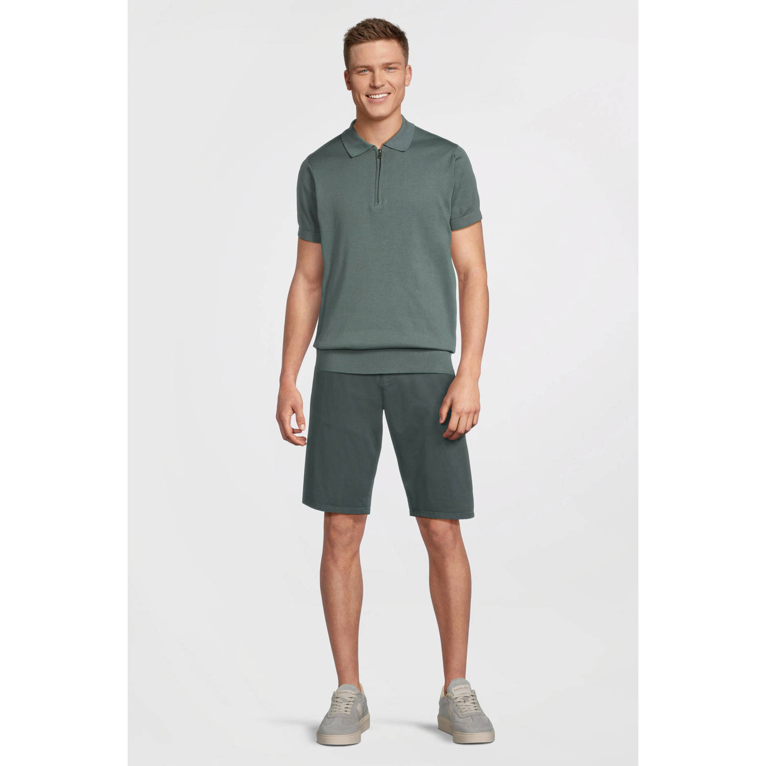 Cars regular chino short donkergroen