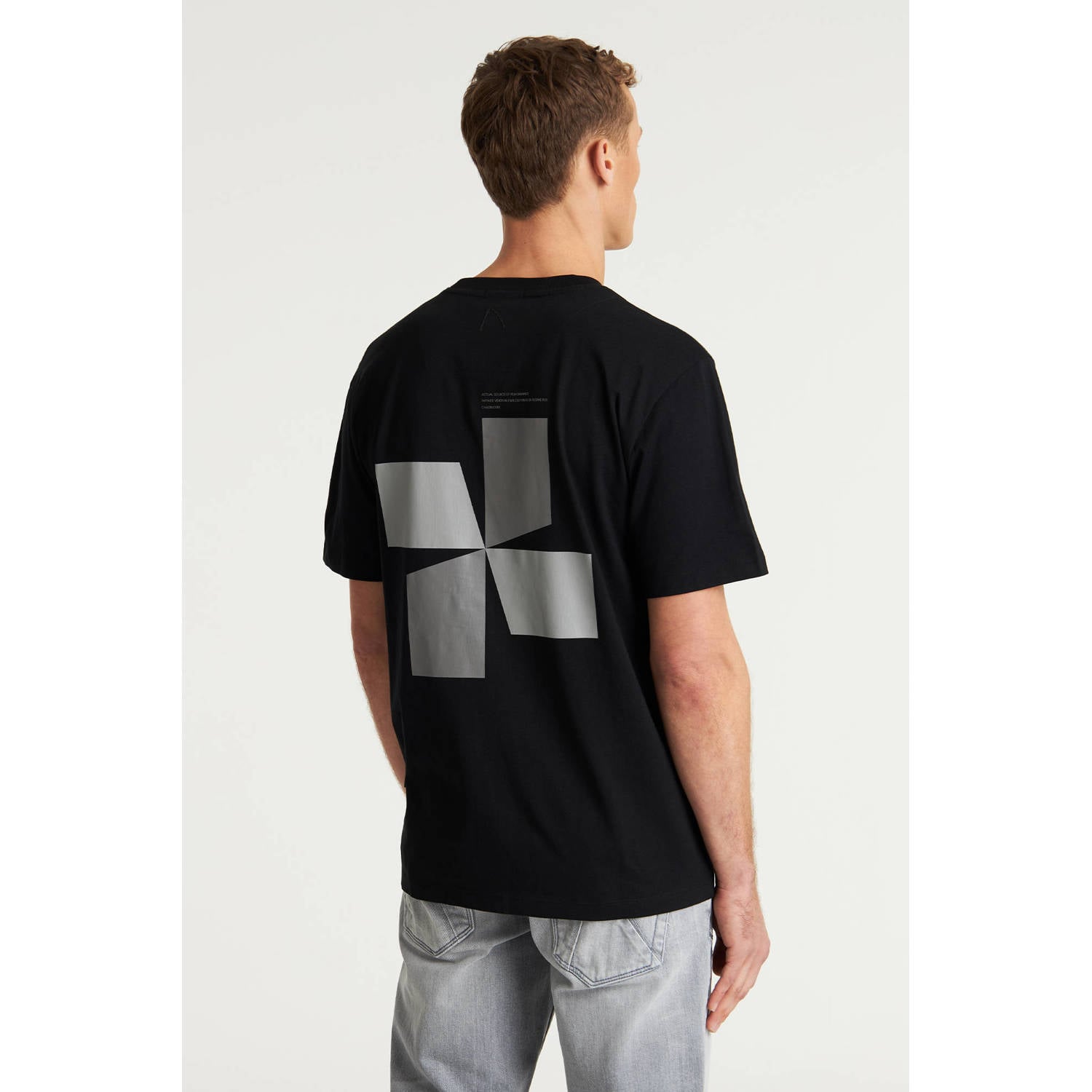 CHASIN' T-shirt zwart